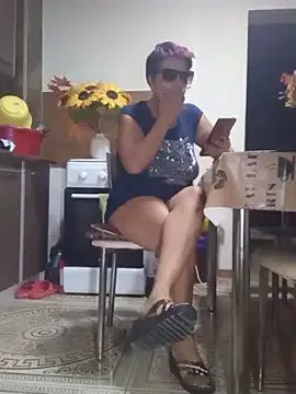 Freechat Ely_Elenita on StripChat