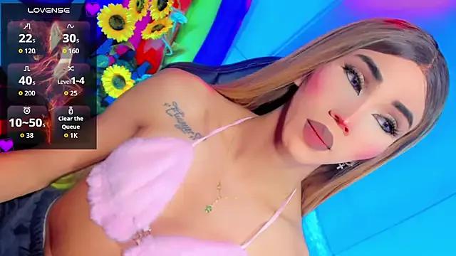 Freechat emelly_horny_ on StripChat