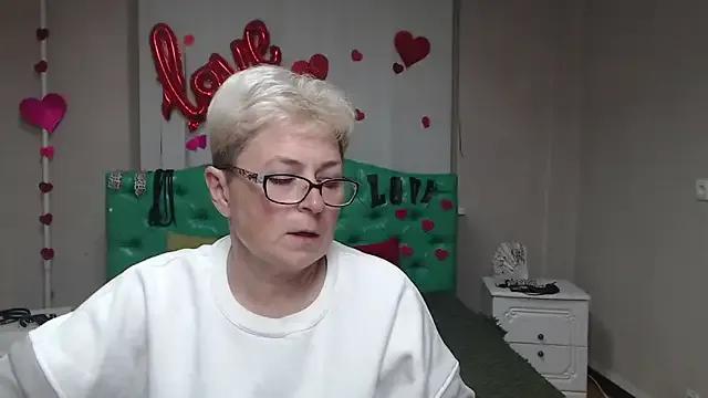 Freechat EmiliaGree on StripChat