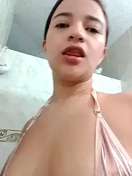 EmmaRose___ on StripChat 