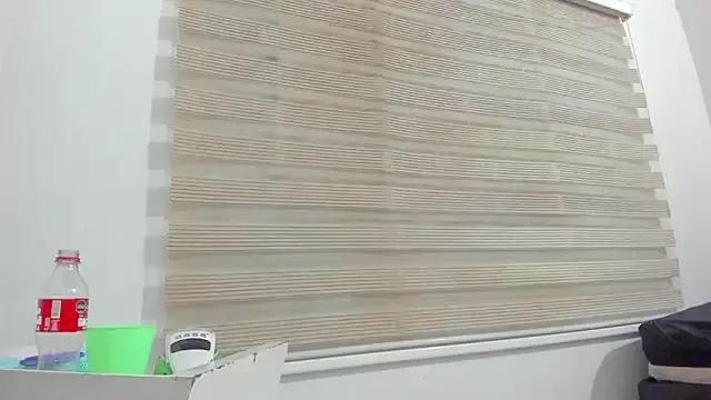 Freechat enjoy_hotparty on StripChat