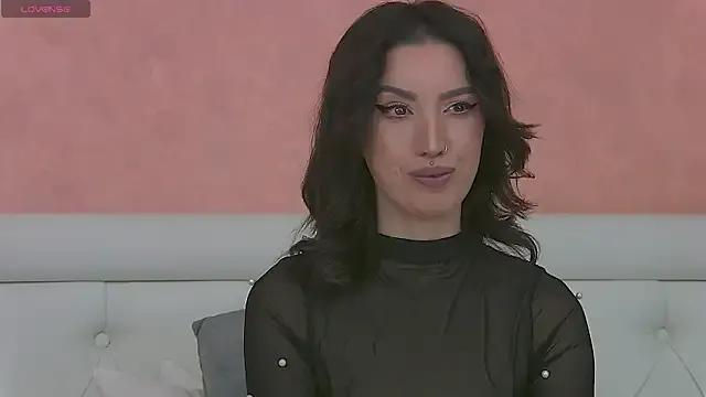 Freechat EnyaHazell on StripChat