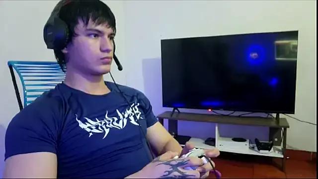 Freechat ErickWalton on StripChat