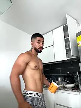 StripChat Ezzio_Scolaro is Freechat Ezzio_Scolaro — Cum