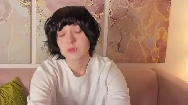 Freechat fiamoory on StripChat