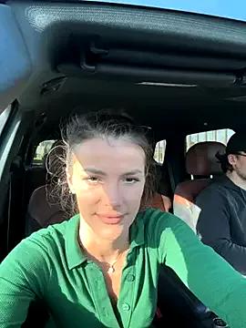 fit_vic — Bra off+spit tits OUTSIDE 