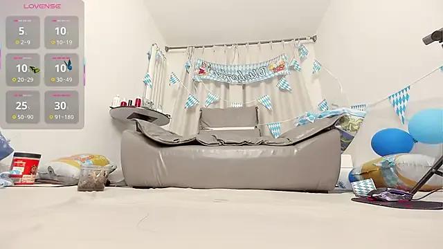 Freechat fox-yiyi on StripChat