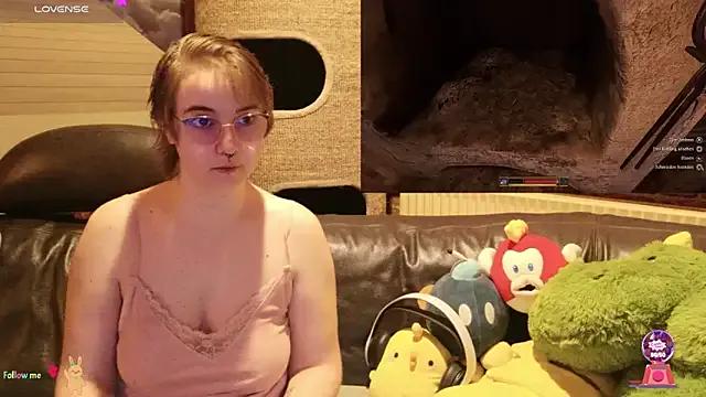 StripChat GamerGirl_Eve is Freechat GamerGirl_Eve — LT gets 2 Videos + 2 Pics Take off top