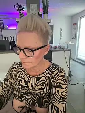 German_Milf — SHOW BIG BOOBS Last tip 2 FUCKVIDEOS