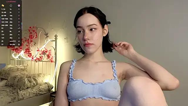 Freechat glamourr on StripChat