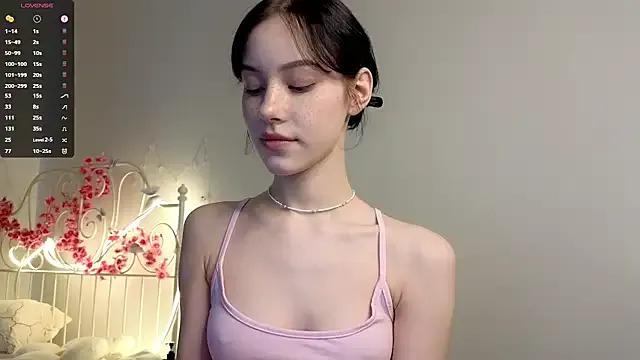 Freechat glamourr on StripChat