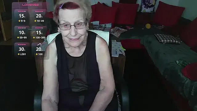 Freechat HeisseomaOriginal on StripChat