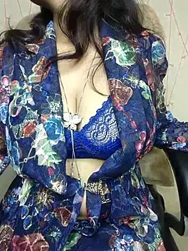 Group Hey_Jully on StripChat