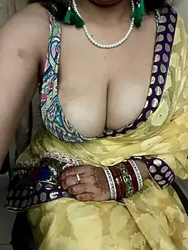 Group Hey_Jully on StripChat