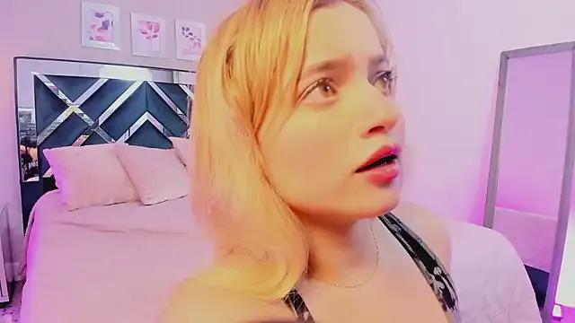 Freechat ibella7 on StripChat