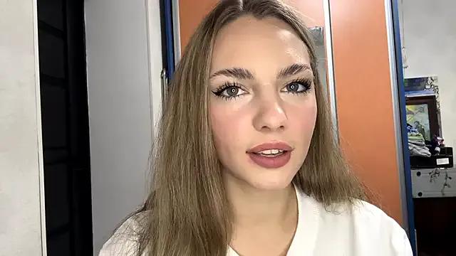 IlanaLafferty on StripChat