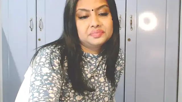 Freechat Indian_GlowingMiax on StripChat