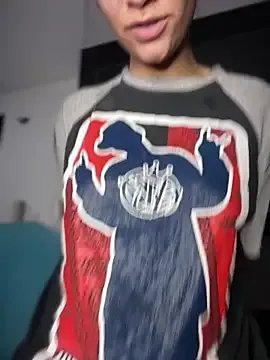 Freechat Isabella-Teen on StripChat