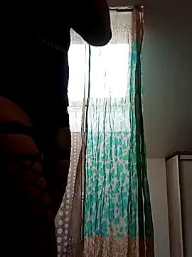 JOHANNA9MOI02 on StripChat