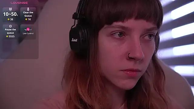 Freechat juliapie on StripChat