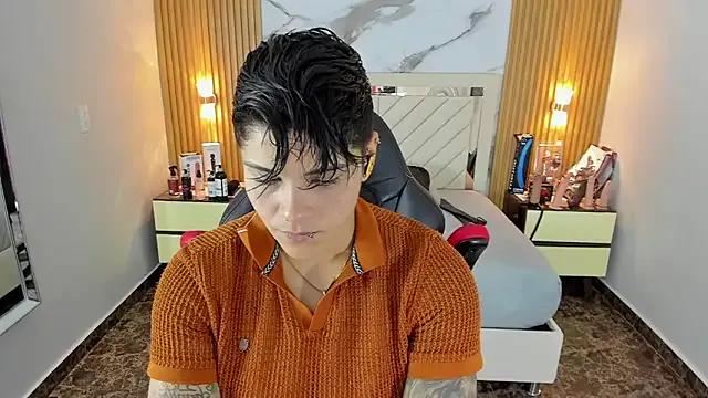 Freechat KAROLLJONES1 on StripChat