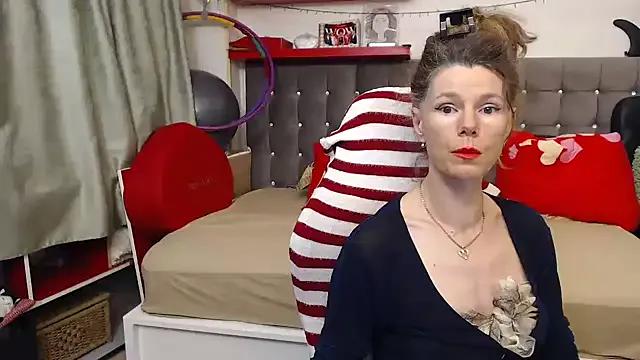 Freechat kellyterapy on StripChat