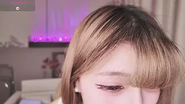 Kiki--2025 on StripChat