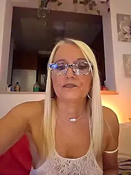 Freechat kikkastar on StripChat