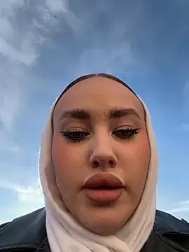 Freechat KiraSunshine on StripChat