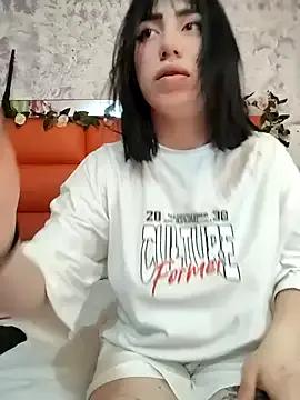 Kitty_Melodi on StripChat 