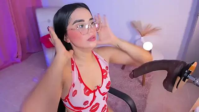 Freechat laana_foxx on StripChat