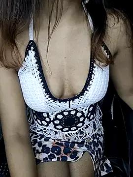 StripChat Leeezz_ahh is Freechat Leeezz_ahh — Love me like you do