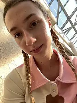 Private Lia__Love on StripChat