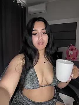 Private LilMisIndianx on StripChat