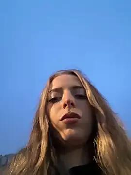 Private LoraaDoll on StripChat