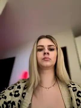 Love_Bri — Make my pussy very good