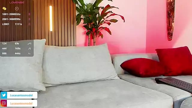 Freechat lucasanto_ on StripChat