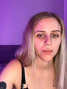 Freechat lunawolf21 on StripChat