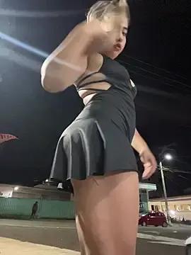 lunaxxx_IAN11 — Flash tits