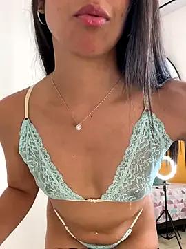 MaddyX__ on StripChat 