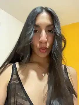 MaddyX__ on StripChat 