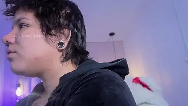 Freechat Melissa_Adamsx on StripChat