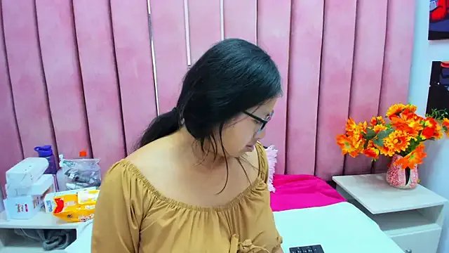 Freechat Miaa_Smiith_ on StripChat