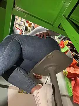 Miia_Jazmin —  Flash show, of my wet pussy