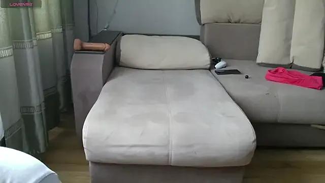 StripChat MilaaMilaa is Freechat MilaaMilaa — Nipple clamps