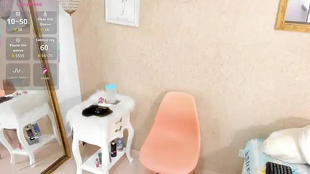 Freechat Miladiosa on StripChat