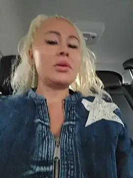 Freechat MILFBARBY on StripChat