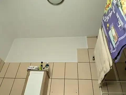 Group Milky_hairy_mommy on StripChat