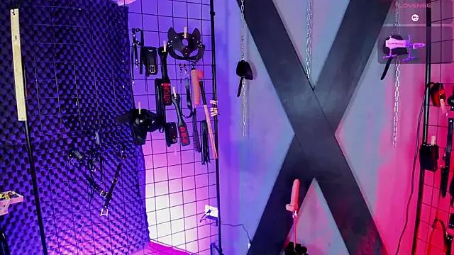 StripChat MissAlison_Monica_bdsm is Freechat MissAlison_Monica_bdsm — Pliers in nipples hard