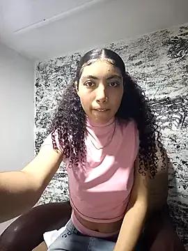 Morenblue on StripChat